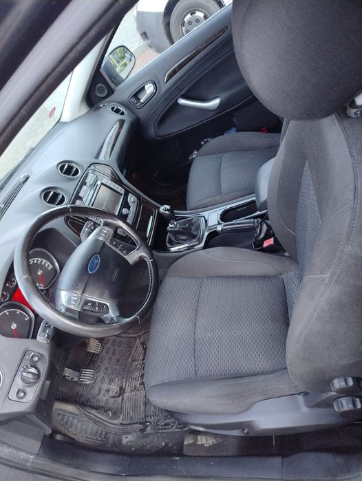 Ford Mondeo Mk4 Ghia2.0 TDCi 140 CP - Trapă - 2007