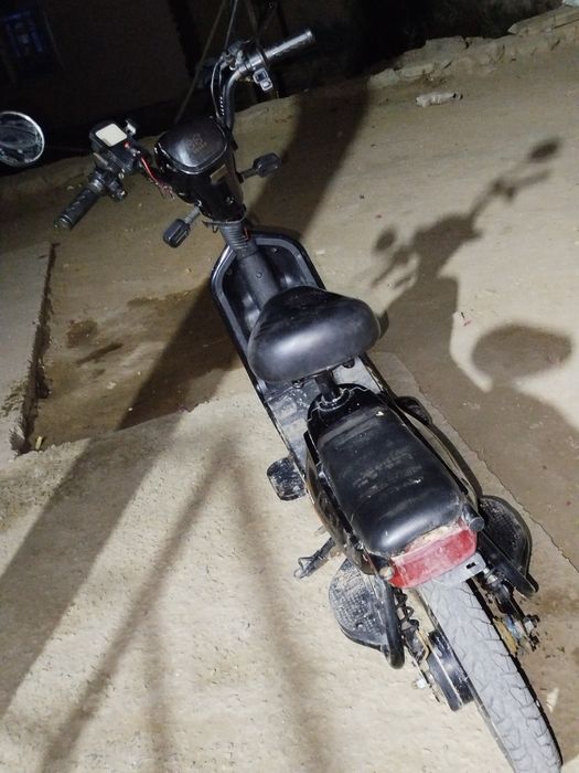 Skuter  satiladi