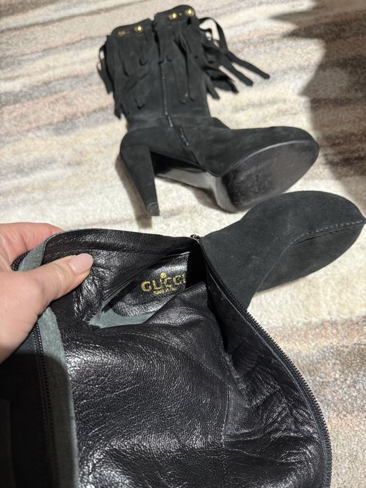 Продавам дамски ботуши