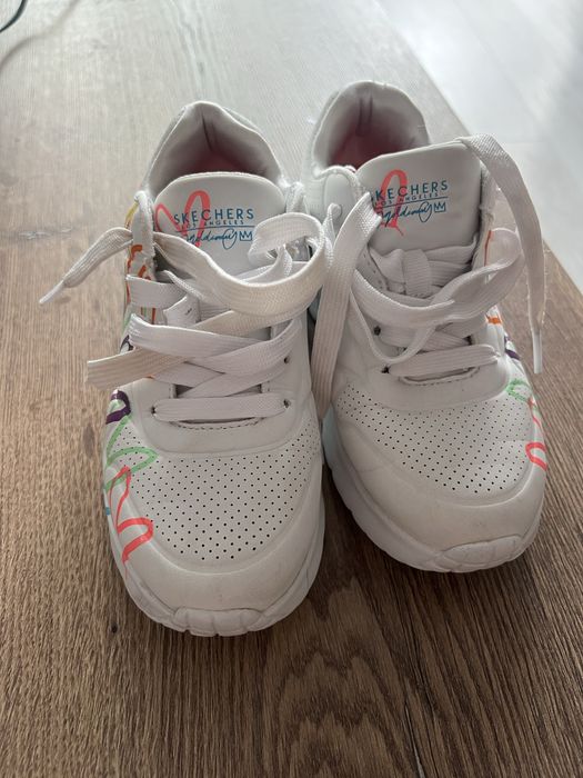 Skechers Pantofi adidasi sport cu imprimeu cu inimi marime 31