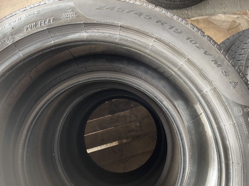 245/45R19 Pirelli SOTTOZERO Winter 240 RSC