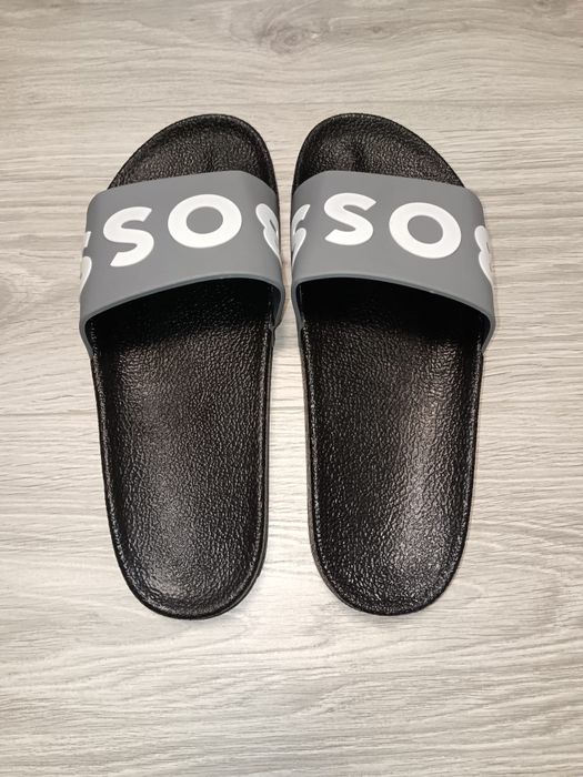 Șlapi Boss pentru vară