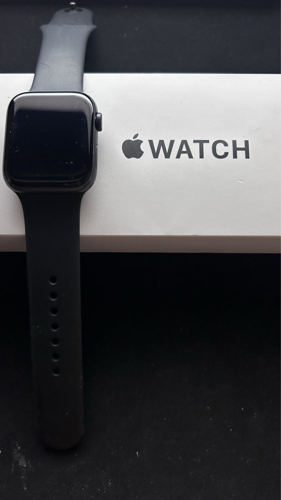 apple watch se2 44m