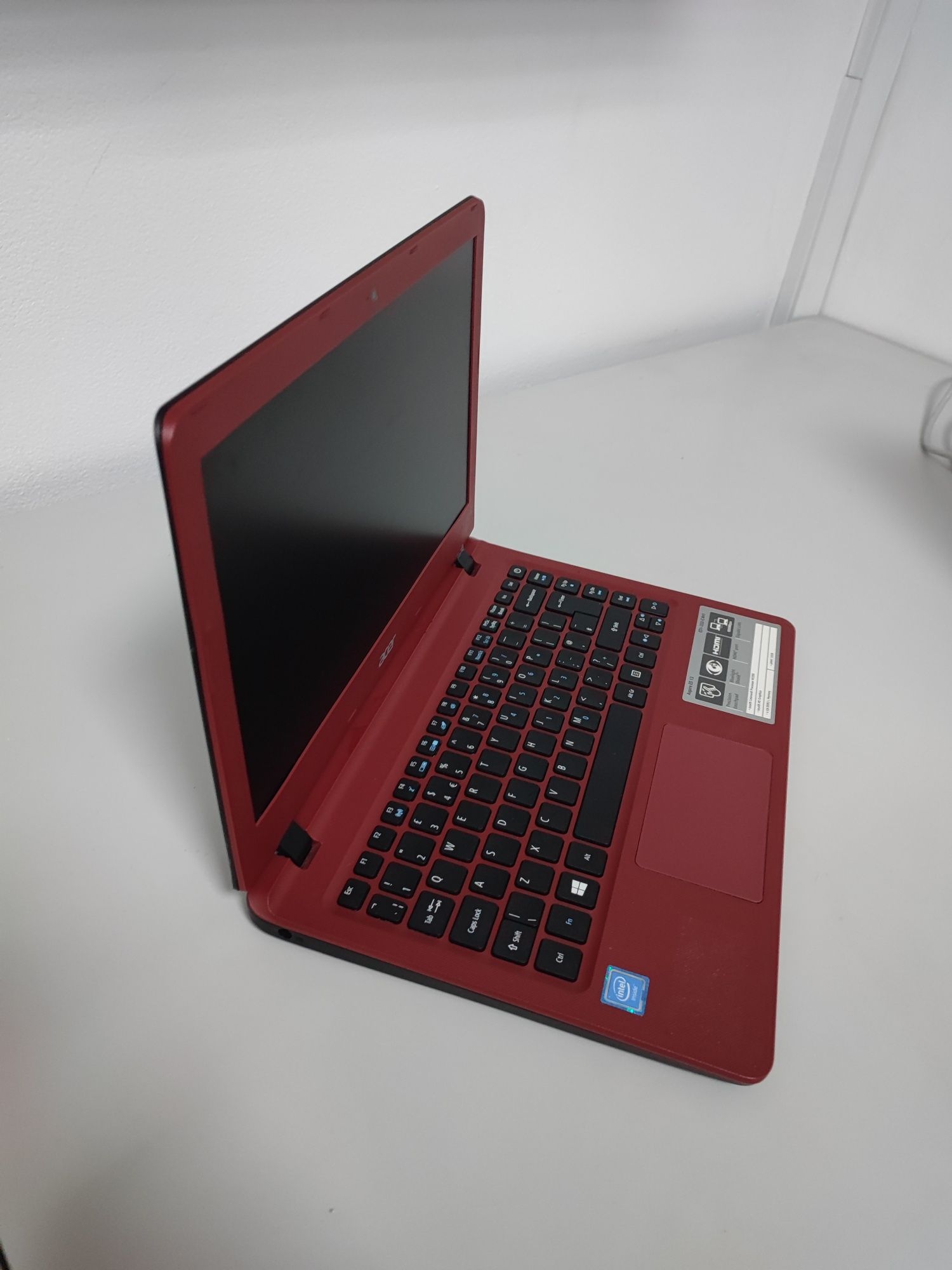 Laptop acer slim