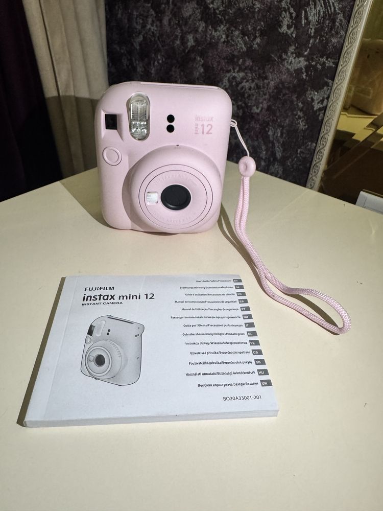 Instax 12 mini новый