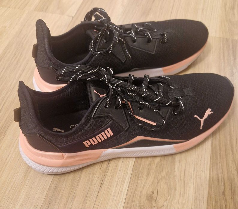 Черни маратонки Puma