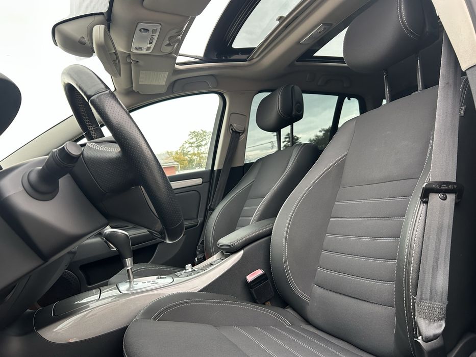 Renault Laguna GT 2.0 DCI 2012 Panoramic Piele Navi Xenon