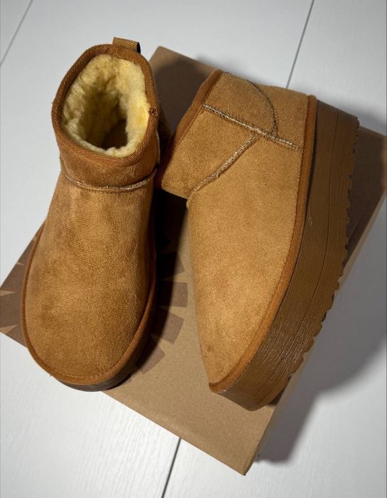 Stoc UGG dama maro