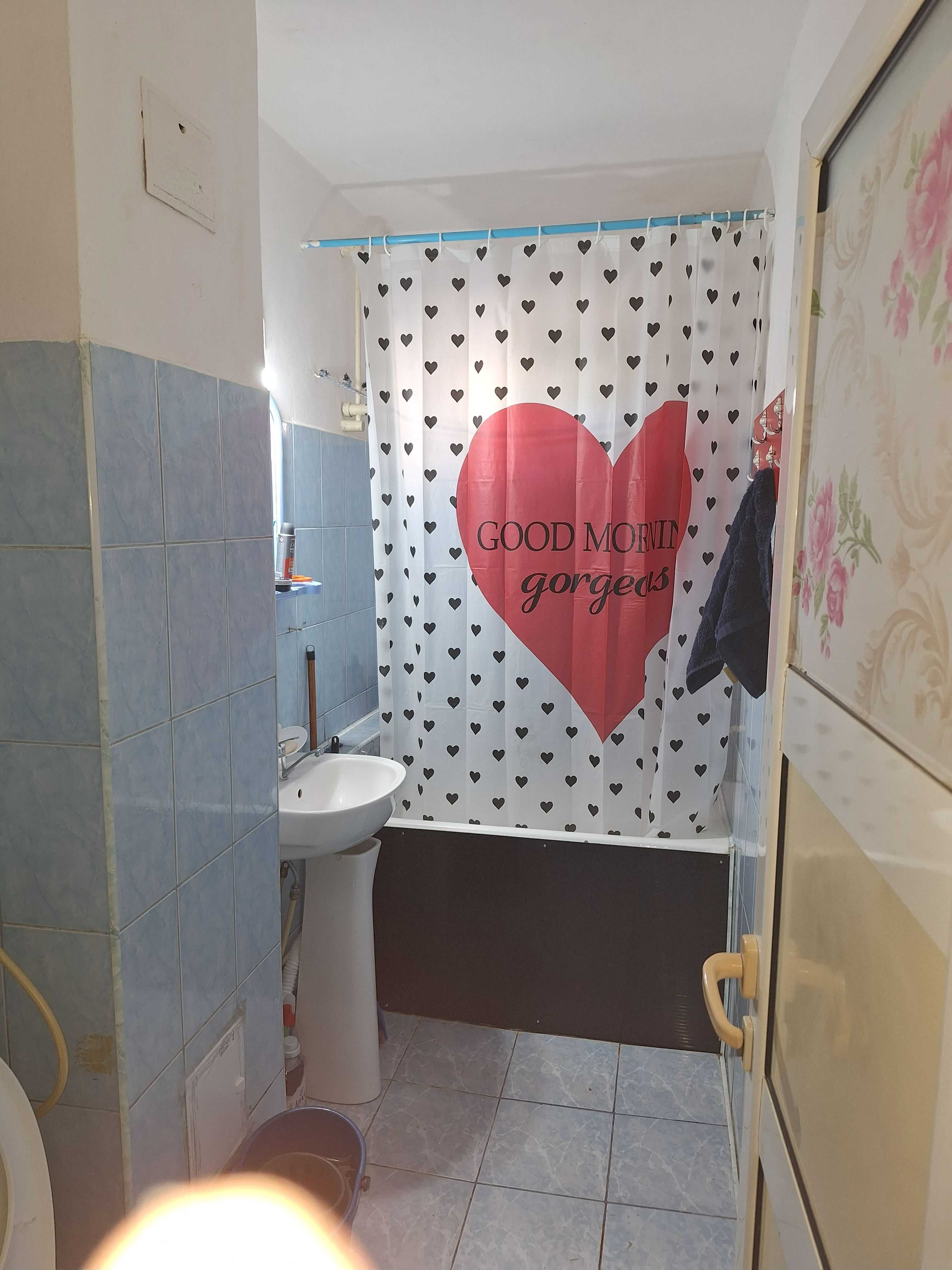 Proprietar inchiriez apartament 2 camere parter Gavana 2