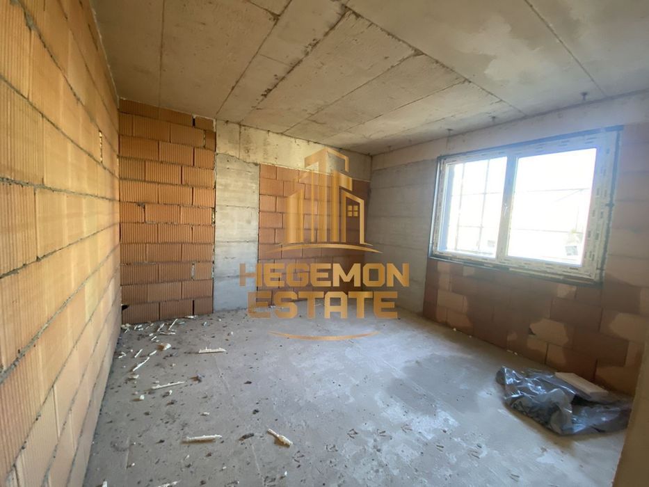 Продава се Двустаен апартамент в Варна, Цветен квартал - 58 кв.м за 1328 €/кв.м - Снимка #4