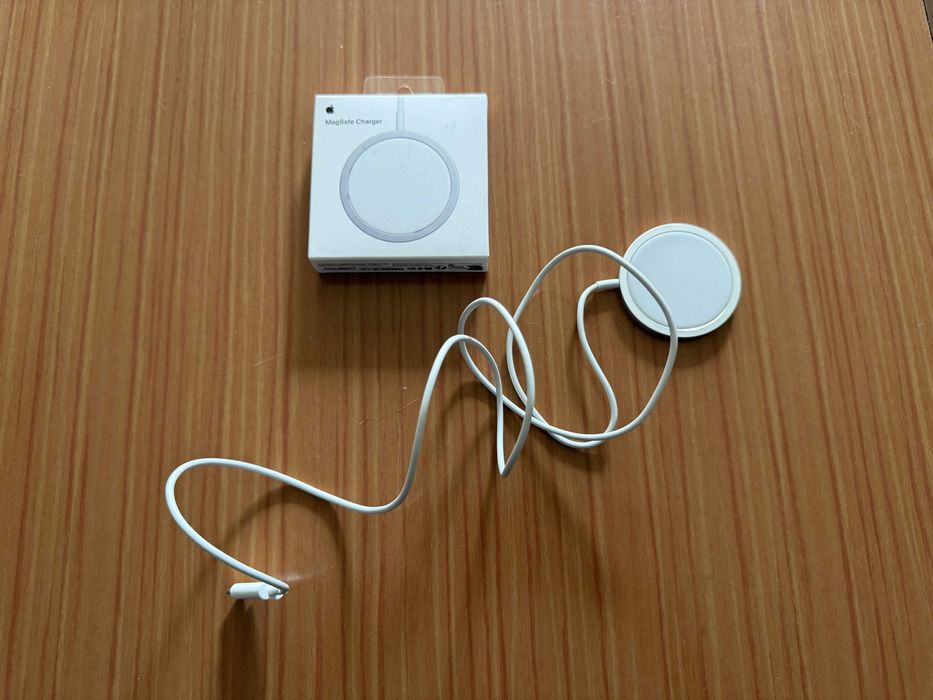 Apple MagSafe Charger original – 15W, USB-C, garanție 02.11.2025