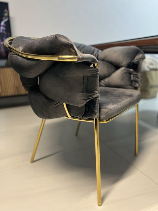 Vând scaun modern gri/auriu