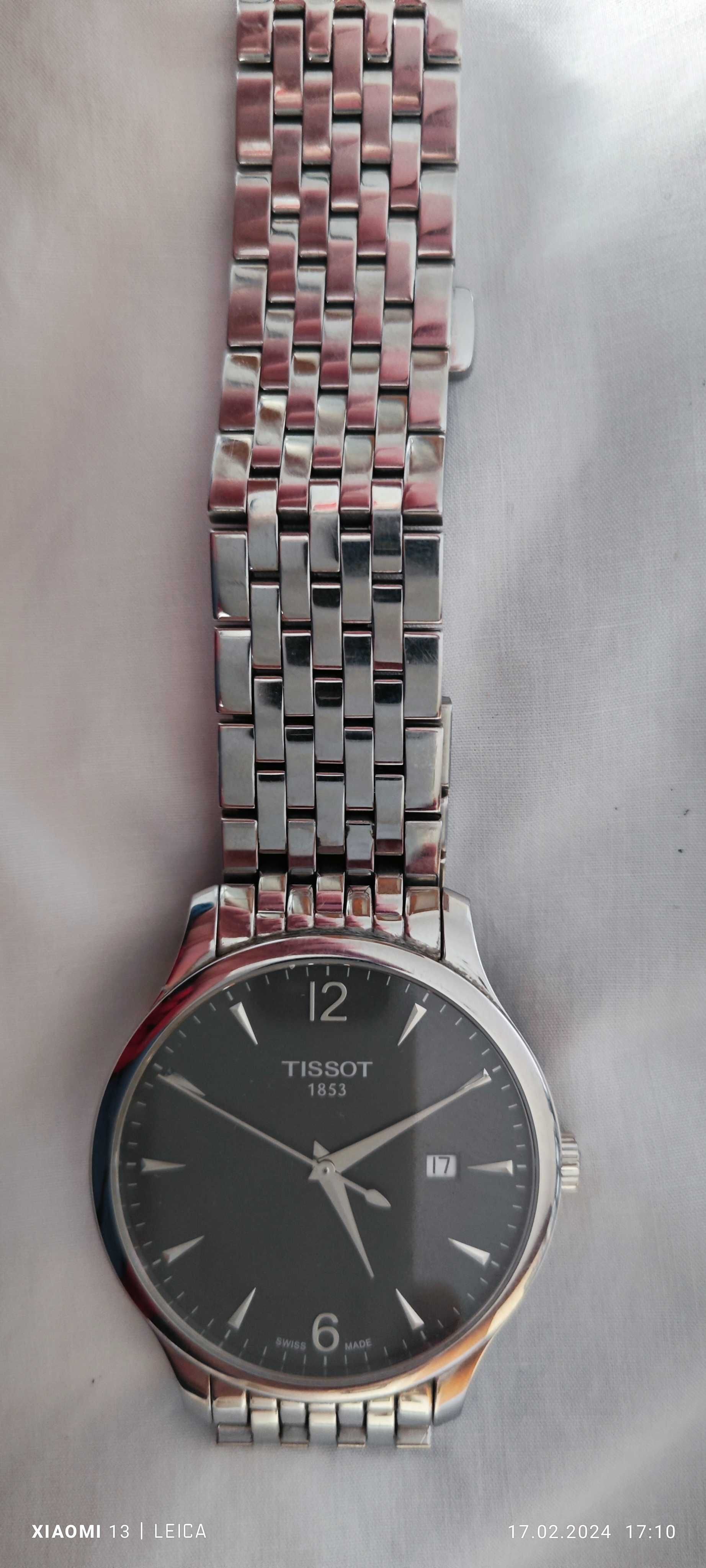 Tissot Tradition 42mm.