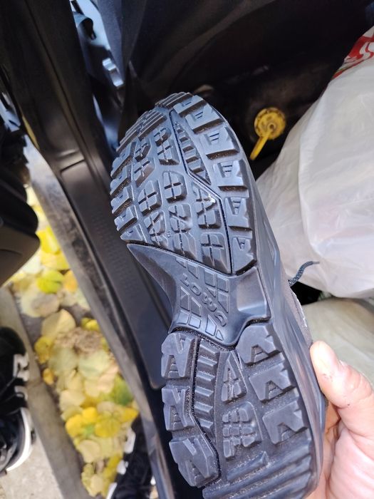 LOWA gore_tex 40 номер