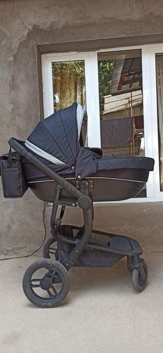 Коляска три в одном трансформер почти в идеальном состоянии мало польз