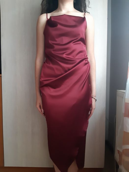 Rochiță saten culoare  Bordo