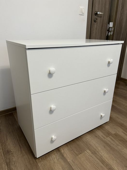 Comoda MDF alba cu masa de infasat Klups 80cm