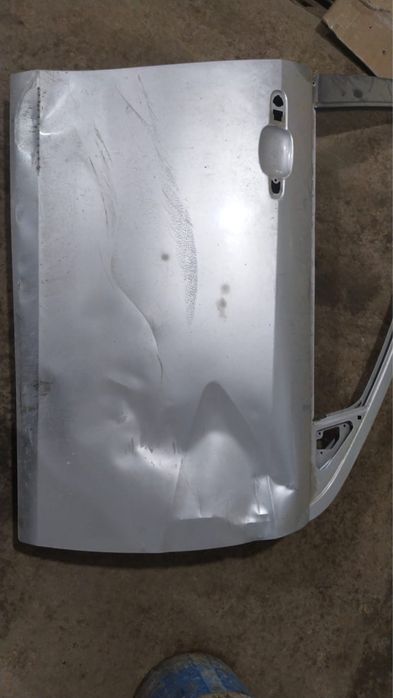 Дверь Lada vesta