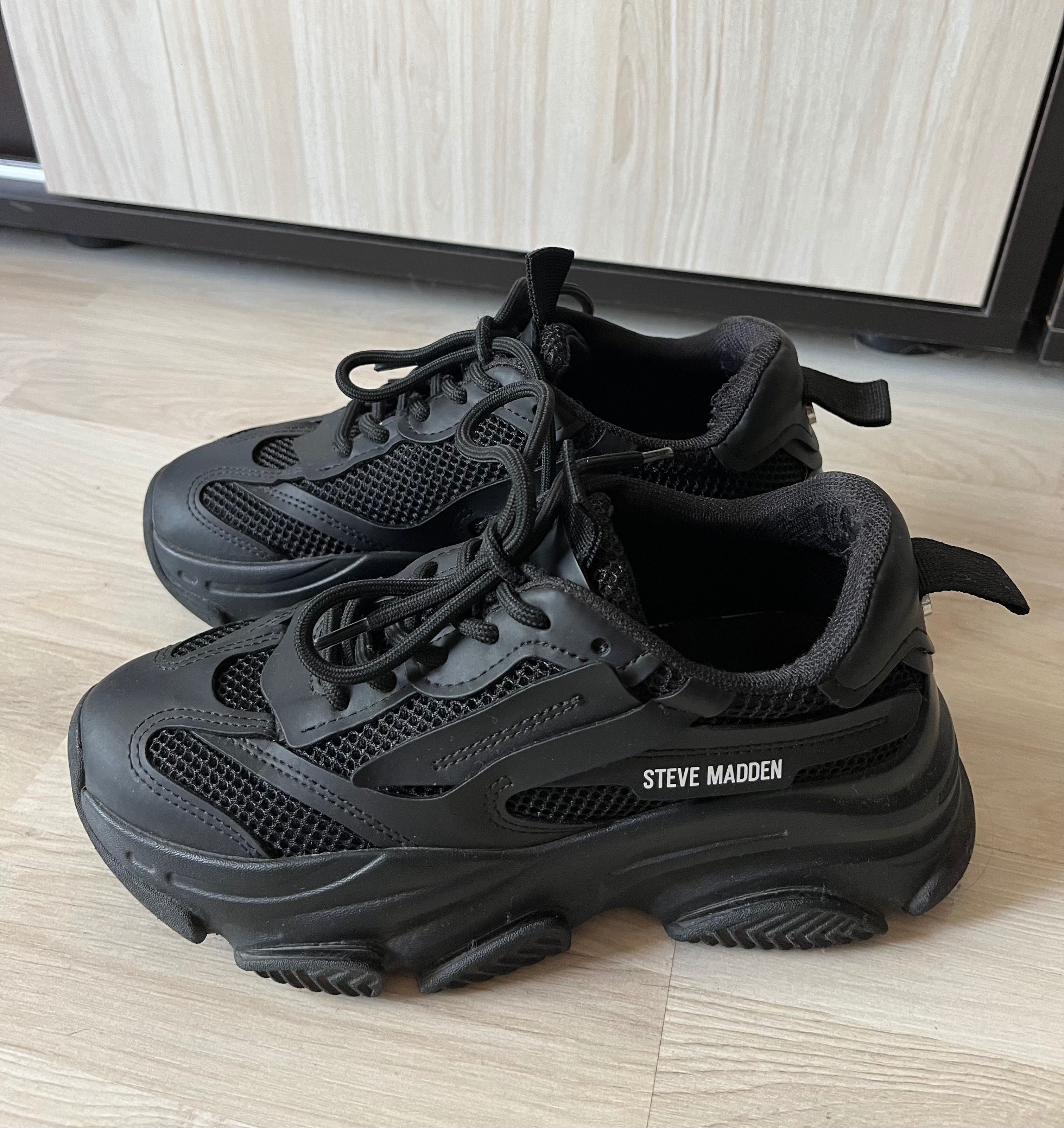 Черни маратонки Steve Madden!