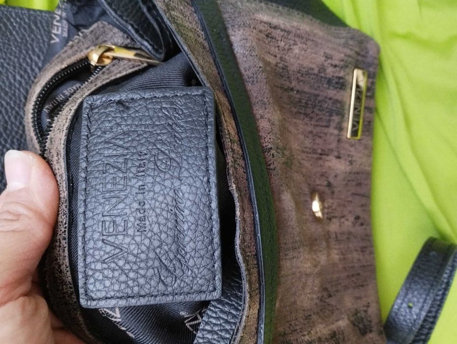 Y not, Picard и Venezia-естествена кожа.