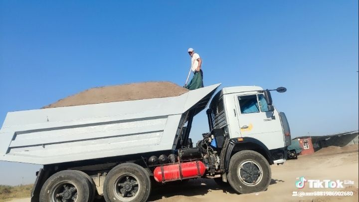 Gisht,qum, sheben,  shagʻal, kleniz, tuproq, kampot.
Barchasini yetkaz