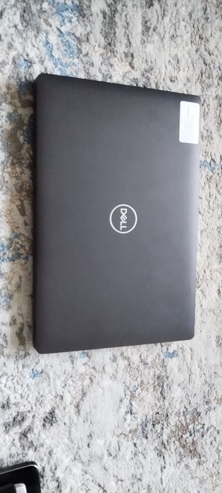 Лаптоп Dell Precision 3541 Windows 11 Pro
