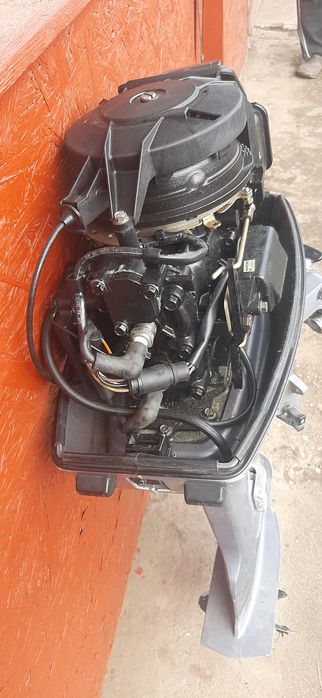 Motor barca 8 hp