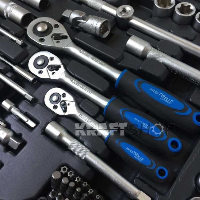 НЕМСКО Гедоре KrafTWelle 215 Части + Ключове 8-22мм + ЛЕД ФЕНЕР