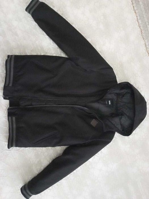 Куртка демисезонная