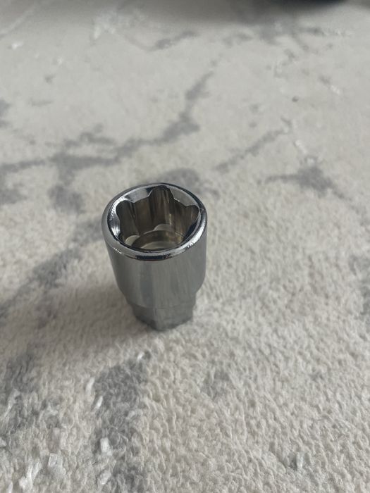 продам ключ секретка