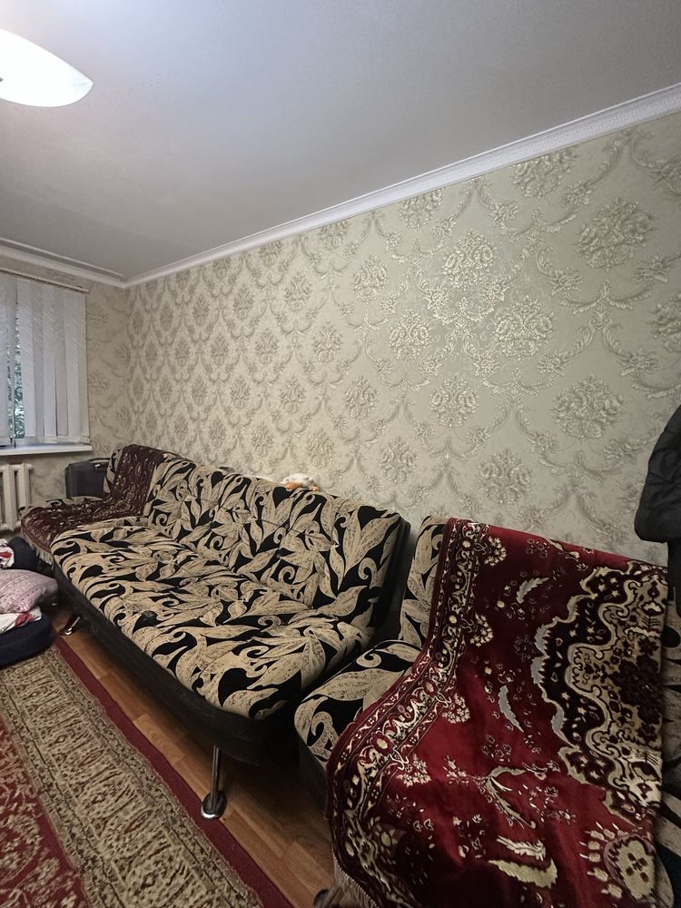 Диван в хорошем состоянии