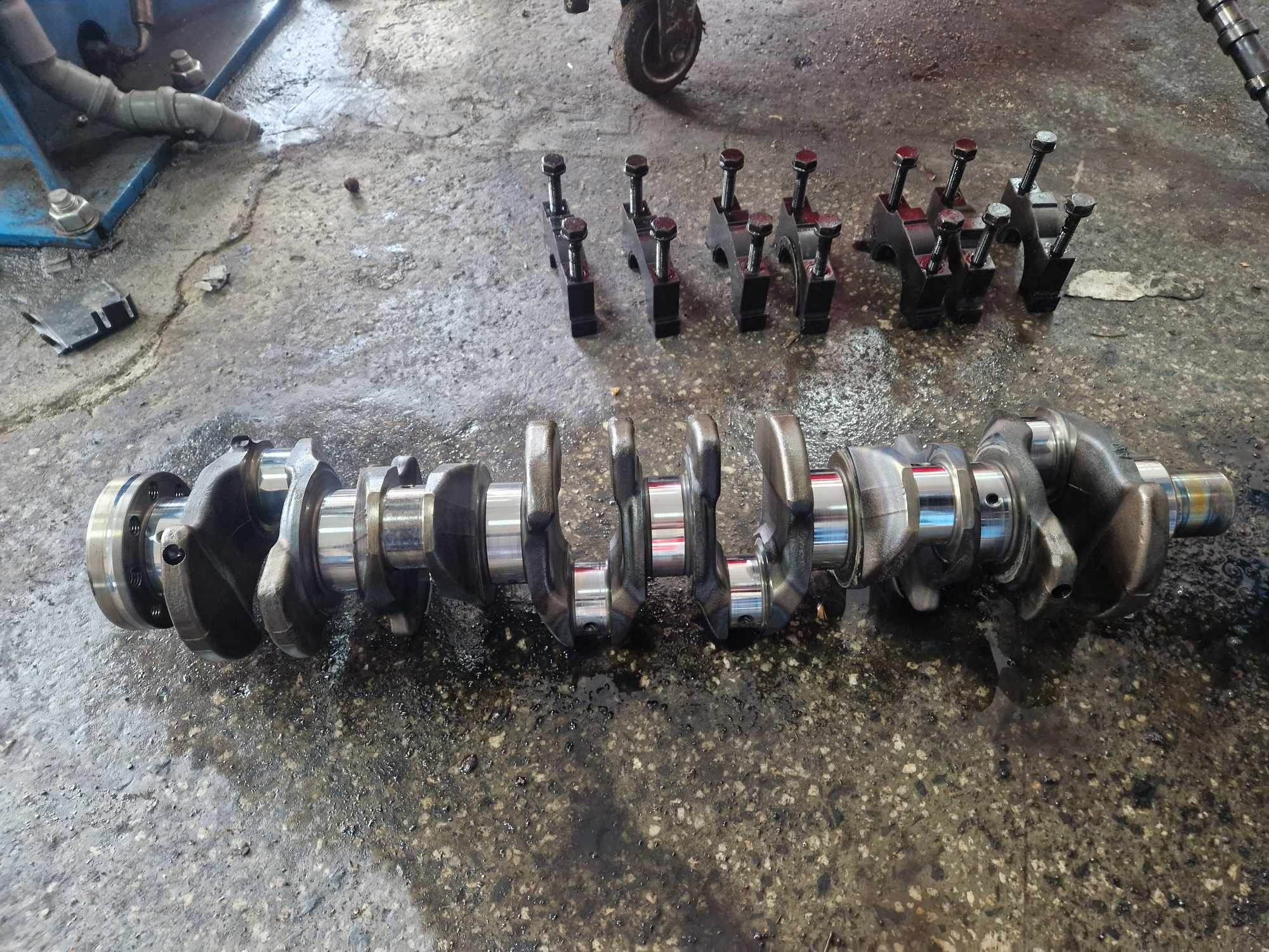 Колянов вал и блок и бутала за BMW 3.0D M57 231/235/286кс