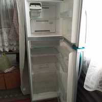 Холодильник  TOSHIBA. ЯПОНИЯ