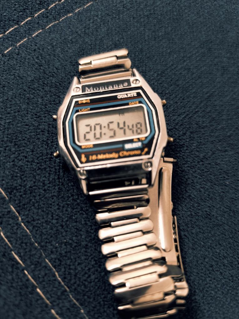 Винтажные ретро модные часы 90 -х  Монтана