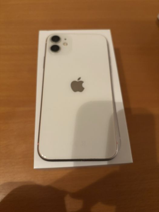 Iphone 11 128 gb.
