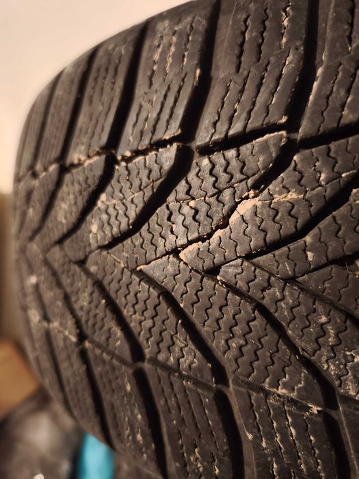 Зимни гуми 225 50 17