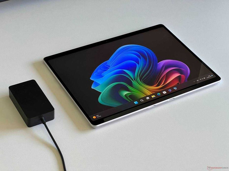 Microsoft Surface Pro 11 5G | Snapdragon X Elite | 16/512 | OLED 120Hz