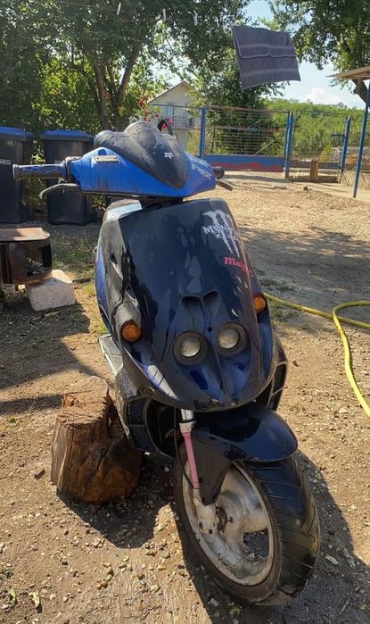 Vând scuter Malaguti f12