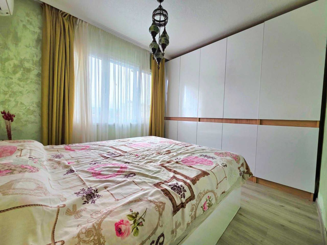 Продава се Тристаен апартамент в Стара Загора, Опълченски - 67 кв.м за 1268 €/кв.м - Снимка #11