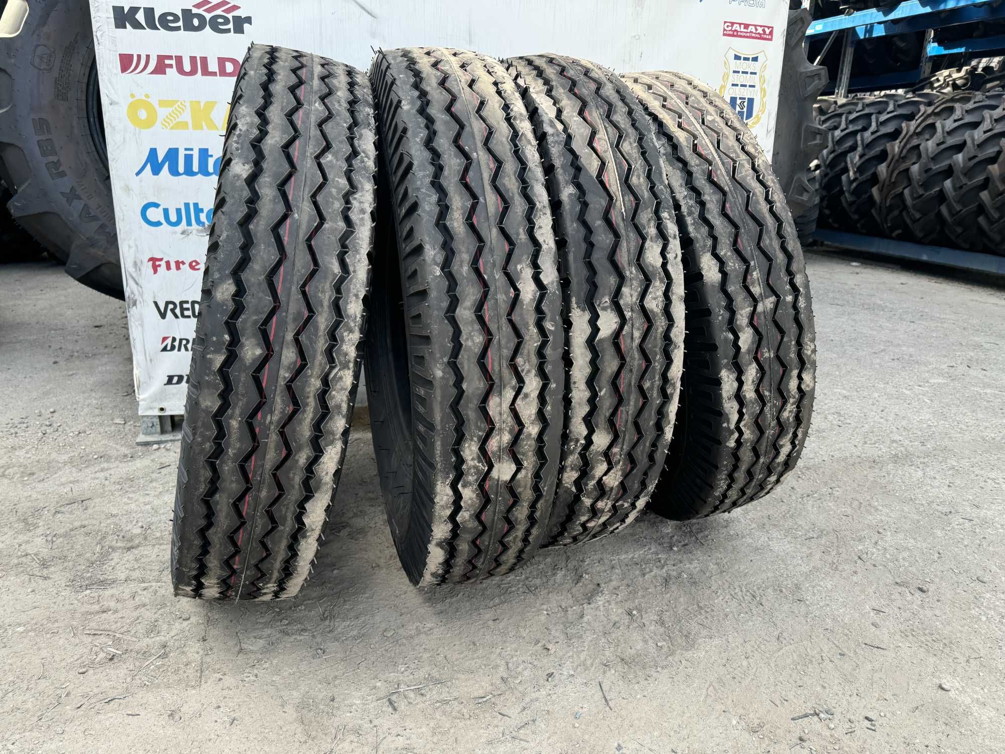 Anvelope noi 11.00-20 cu 16 pliuri marca FOREVER pentru remorca