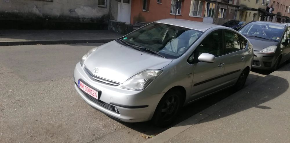 Toyota Prius Toyota Prius 2 Hybrid, 2009, km putini sau schimb cu Auris hybrid
