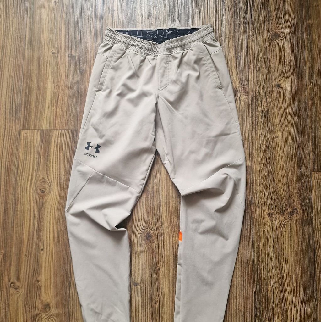 Страхотен мъжки спортен панталон UNDER ARMOUR STORM , размер M