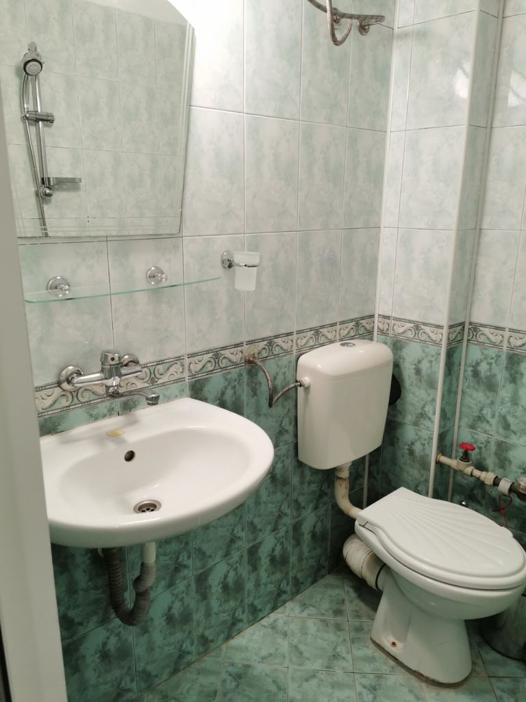 Дава се под наем Двустаен апартамент в Варна, Зимно кино Тракия - 56 кв.м за 382.5 € - Снимка #18