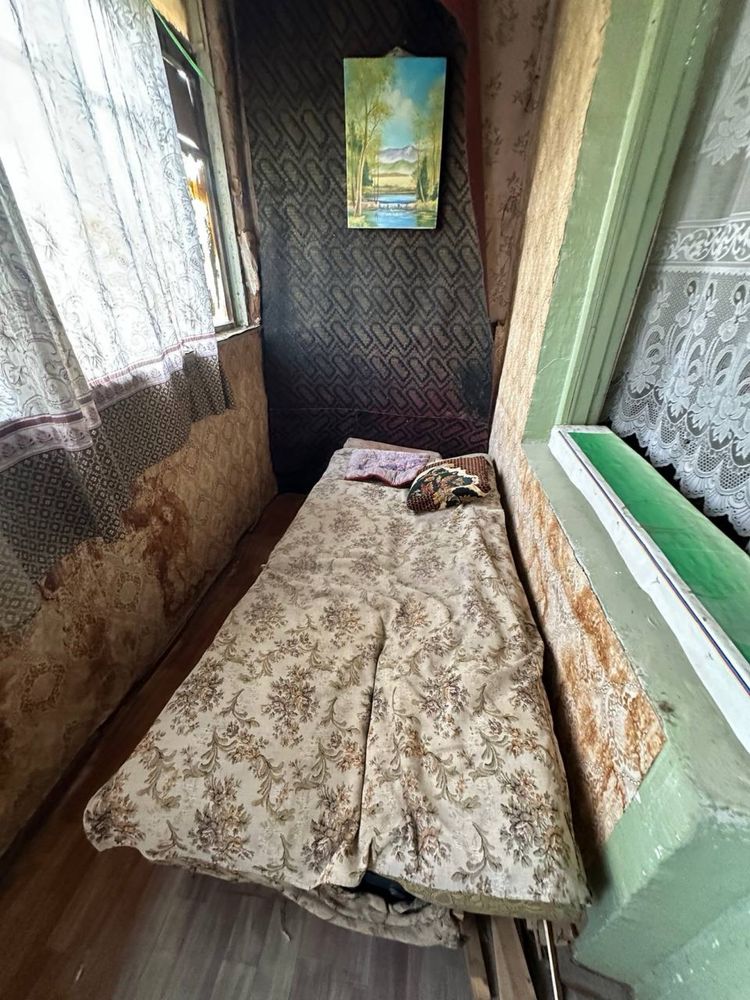 Код 318 Срочно Продам 1/4/4 ком квартиру куйлюк массив 2