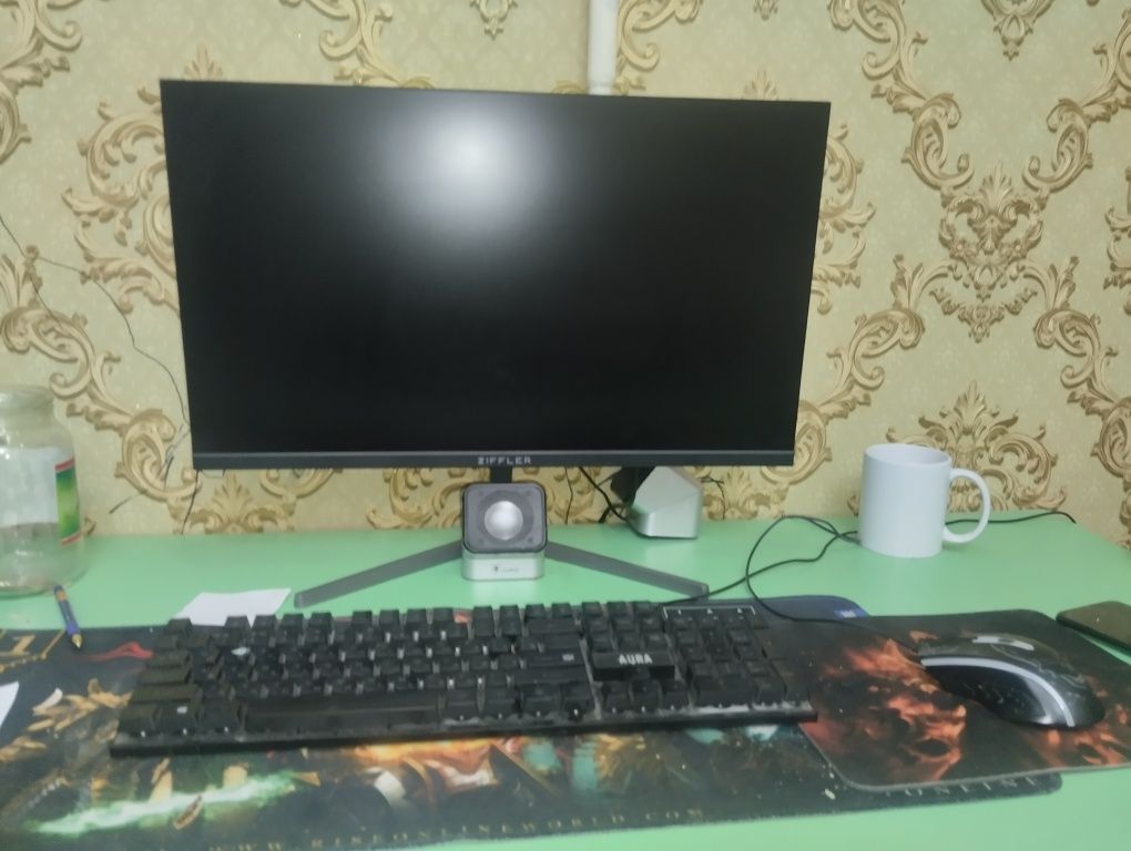 Kompyuter sotiladi