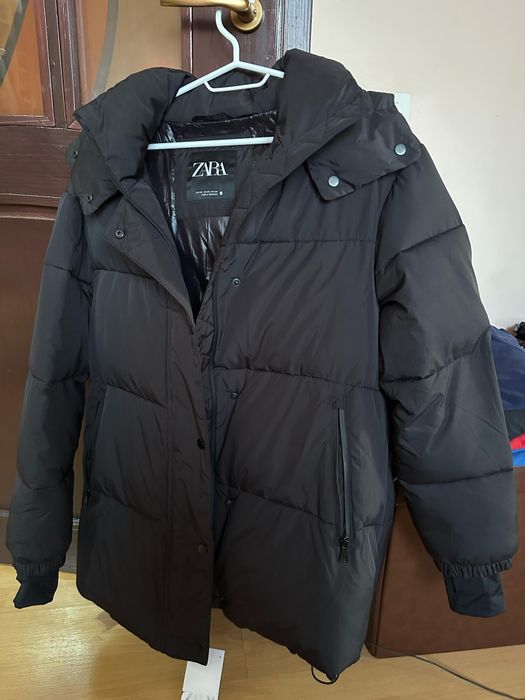 Vand geaca dama iarna Zara marimea XS(merge la S)