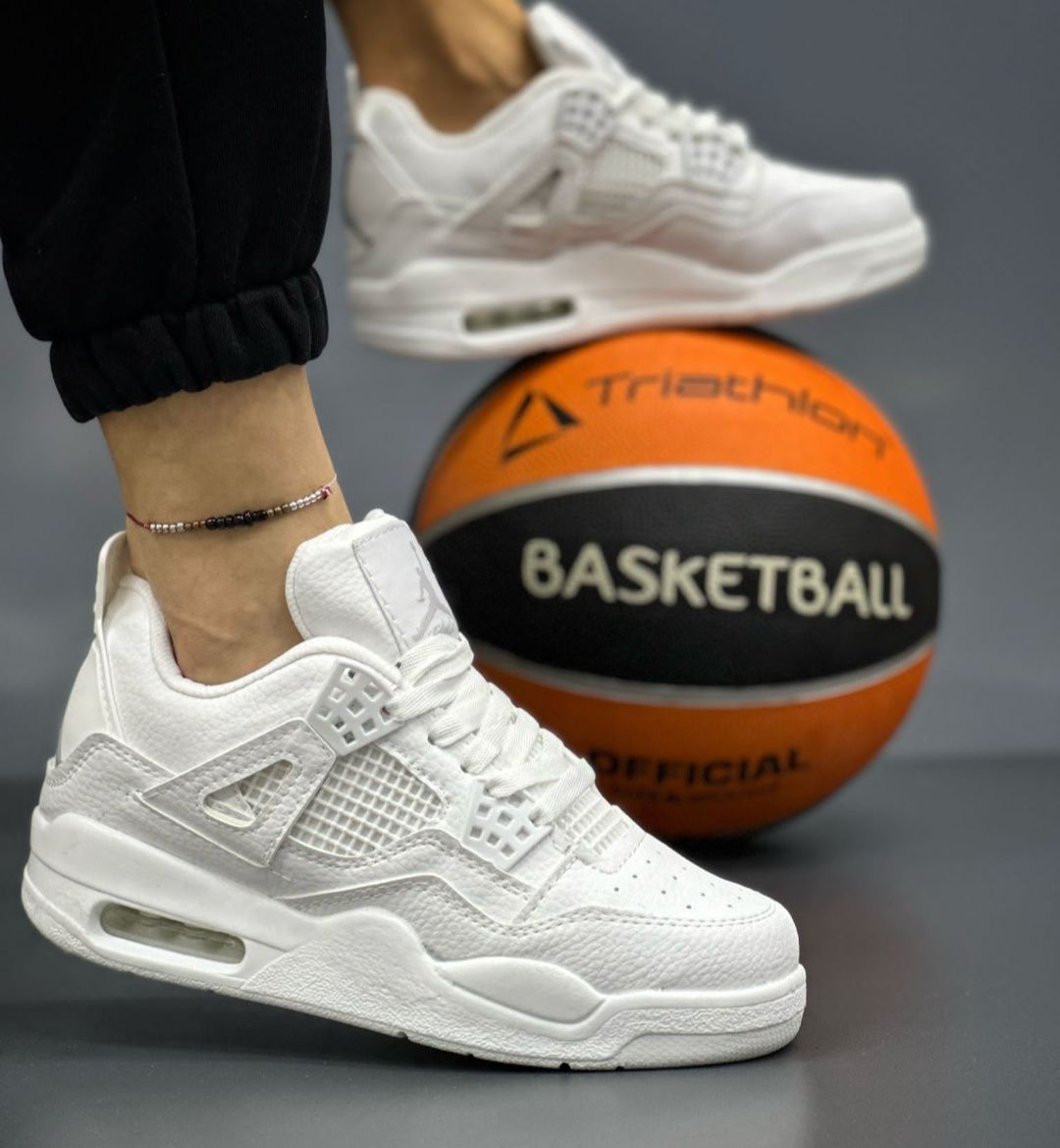 Nike Air Jordan 4 мъжки бели маратонки