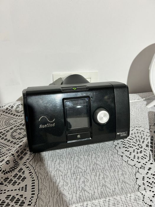 Aparat ResMed AirSense 10 pentru tratare apnee în somn