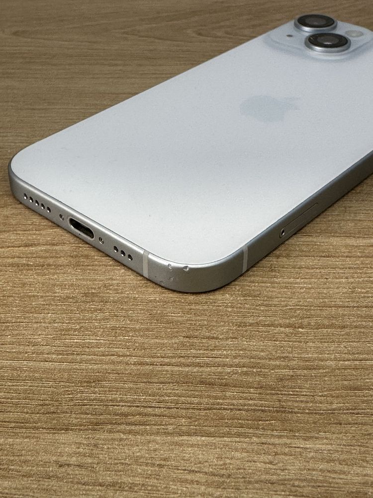 iPhone 15 Blue 128GB 100%