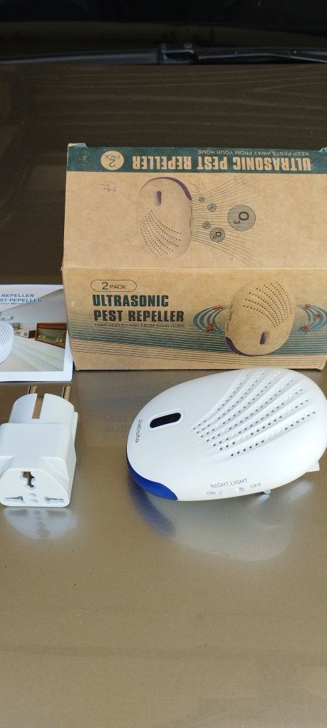 Aparat ultrasonic performant împotriva insectelor și rozătoarelor